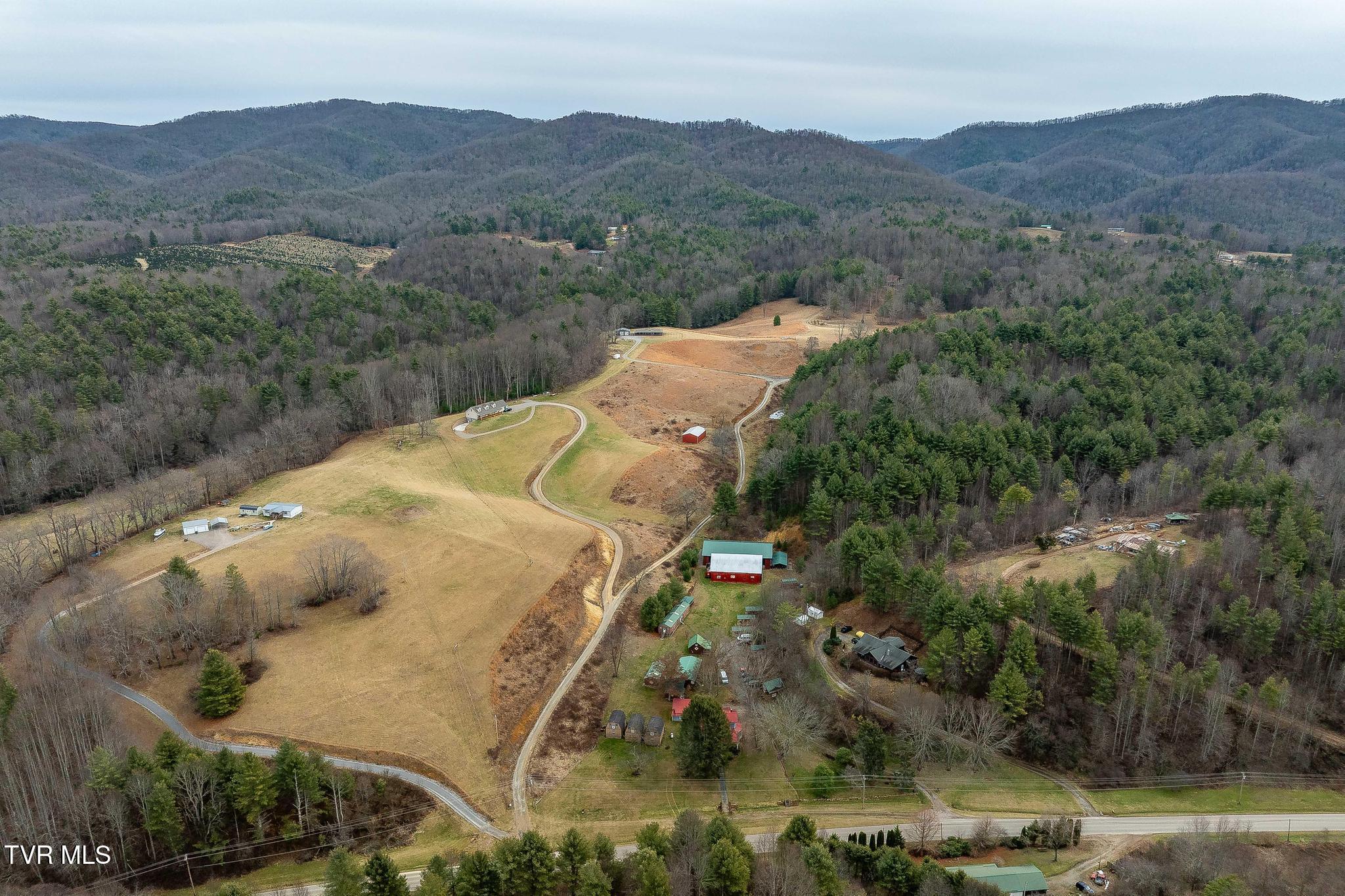 3146 Divide Road Mountain City, TN 37683 - Photo 78 of 95 3146 Divide Rd (2 of 101)