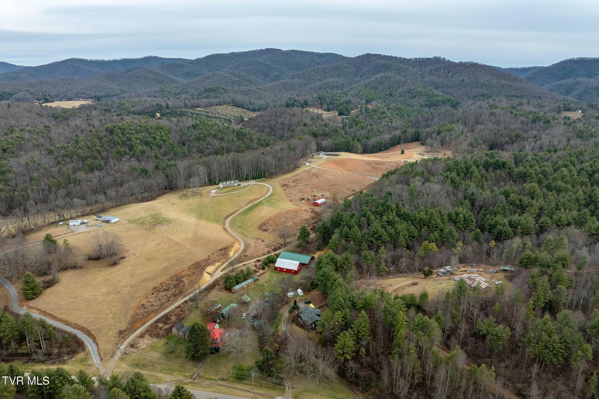 3146 Divide Road Mountain City, TN 37683 - Photo 79 of 95 3146 Divide Rd (7 of 101)