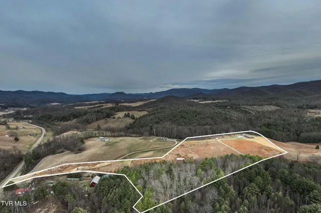 $550,000 | 3146 Divide Road, Mountain City, TN 37683