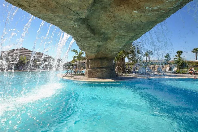 $2,750 | 18114 Gawthrop Drive, Unit 405, Bradenton, FL 34211