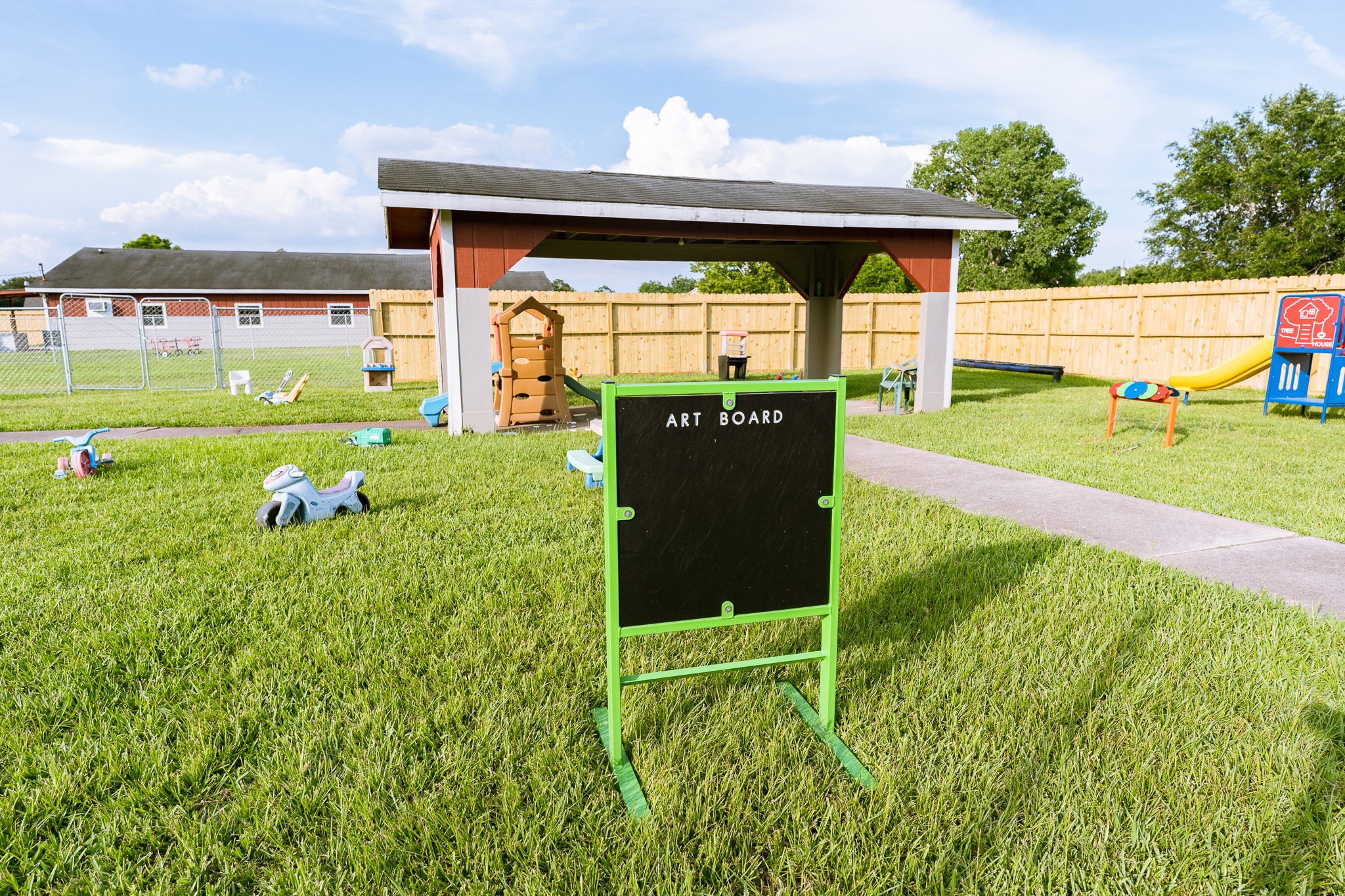 5111 Powerline Road Richmond, TX 77469 - Photo 18 of 22 a view of a backyard with sitting area