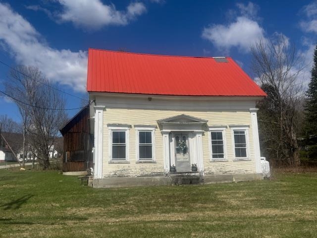 18 New Street Albany, VT 05820 - Photo 4 of 26