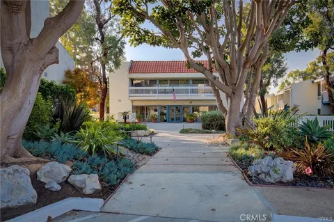 $3,650 | 824 Camino Real, Unit 204, Redondo Beach, CA 90277