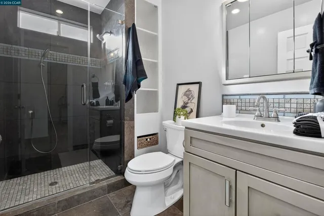 $1,675,000 | 1956-1956 Holly Drive, Concord, CA 94521