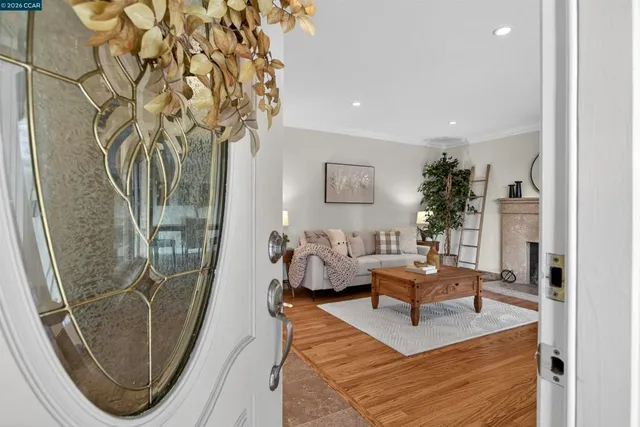 $1,675,000 | 1956-1956 Holly Drive, Concord, CA 94521