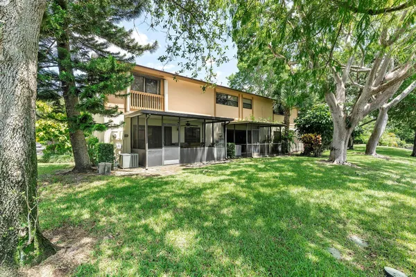 $330,000 | 3051 Northwest 48th Avenue, Unit 808, Coconut Creek, FL 33063