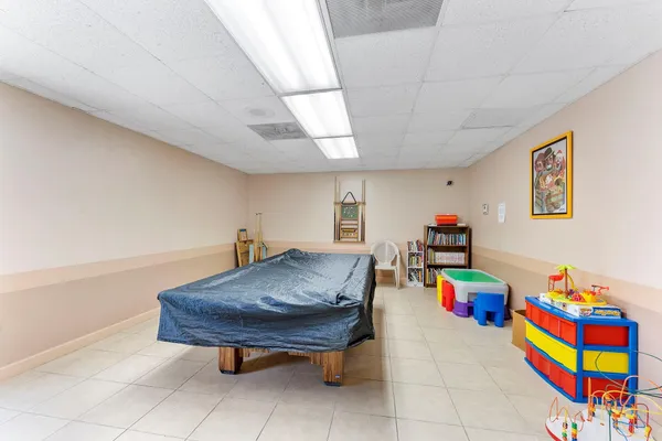 $330,000 | 3051 Northwest 48th Avenue, Unit 808, Coconut Creek, FL 33063