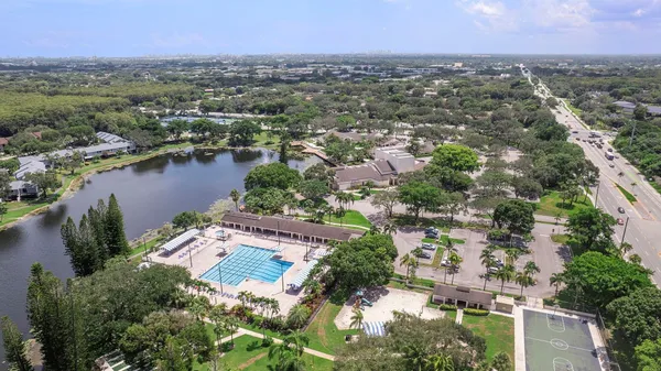 $330,000 | 3051 Northwest 48th Avenue, Unit 808, Coconut Creek, FL 33063