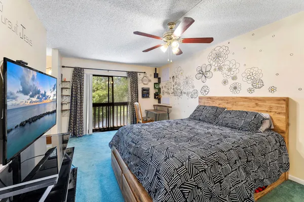 $330,000 | 3051 Northwest 48th Avenue, Unit 808, Coconut Creek, FL 33063