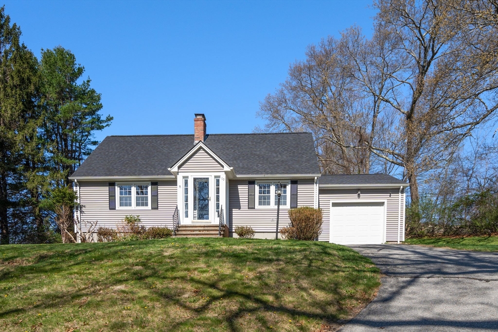 89 Center Road Dudley, MA 01571 - Photo 1 of 29