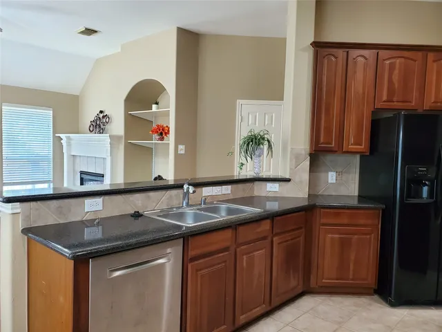 $2,500 | 3514 Apple Grove Drive, Manvel, TX 77578