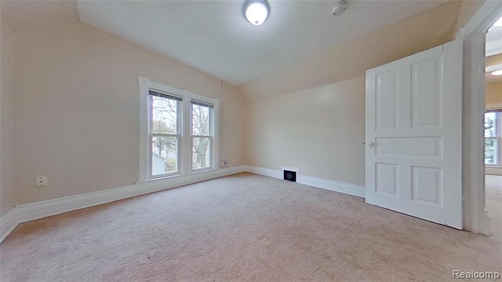 8 South Normal Street, Unit UPPR Ypsilanti, MI 48197 - Photo 4 of 10