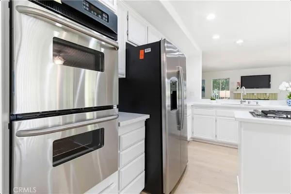 $929,999 | 28360 Easton Lane, Saugus, CA 91350