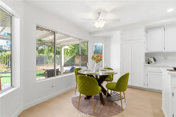$929,999 | 28360 Easton Lane, Saugus, CA 91350