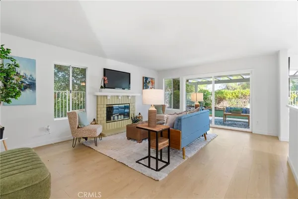 $929,999 | 28360 Easton Lane, Saugus, CA 91350