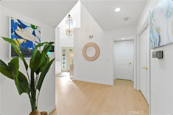 $929,999 | 28360 Easton Lane, Saugus, CA 91350