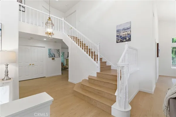 $929,999 | 28360 Easton Lane, Saugus, CA 91350
