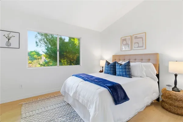 $929,999 | 28360 Easton Lane, Saugus, CA 91350