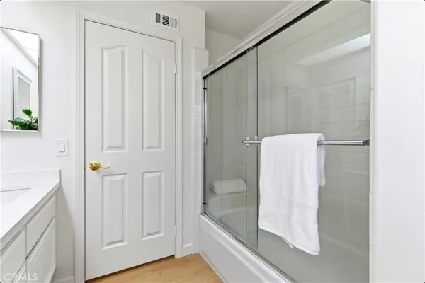 $929,999 | 28360 Easton Lane, Saugus, CA 91350