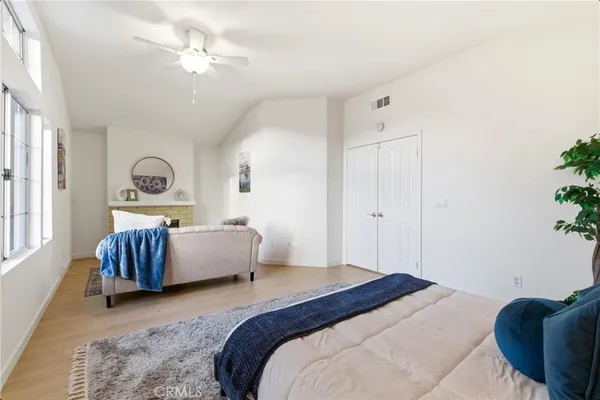 $929,999 | 28360 Easton Lane, Saugus, CA 91350