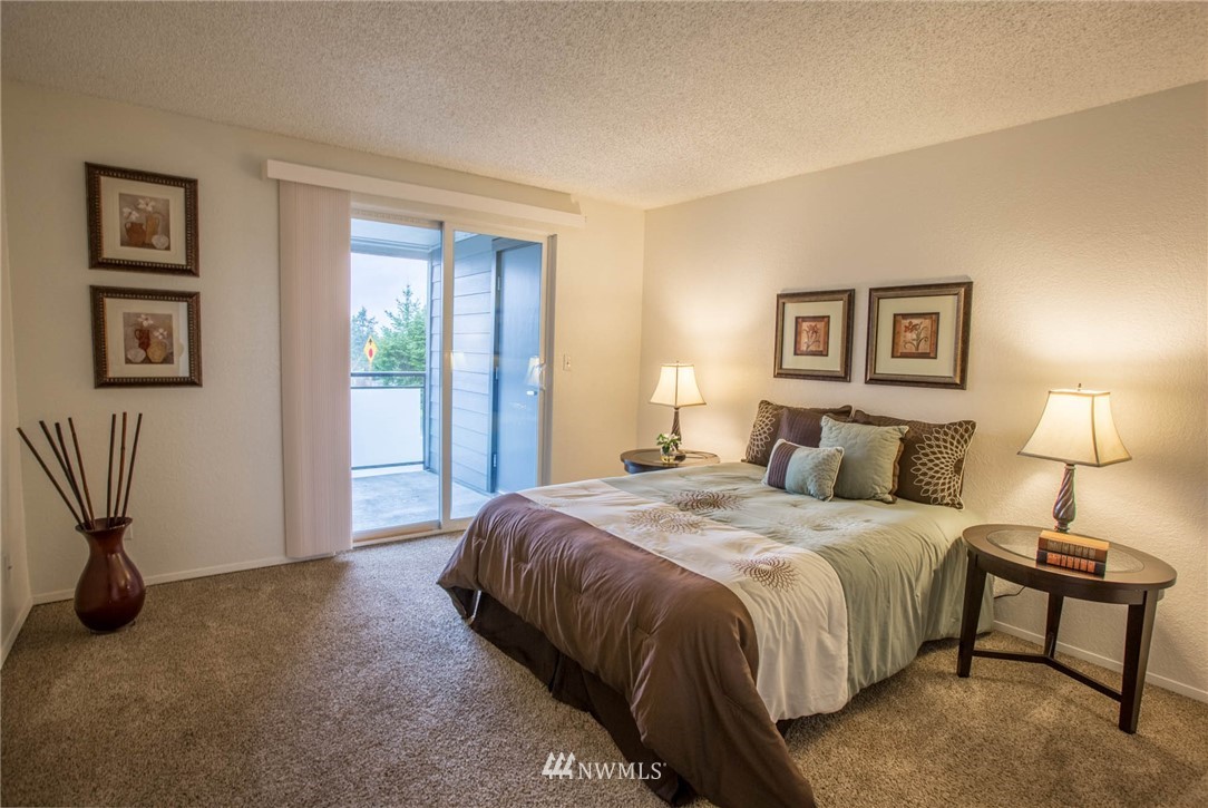 2511 Northeast 4th Street, Unit 323 Renton, WA 98056 - Photo 13 of 20
