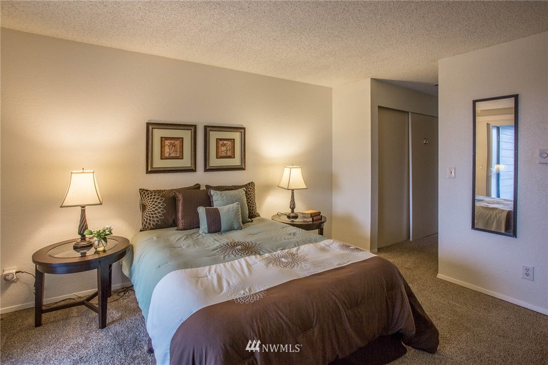 2511 Northeast 4th Street, Unit 323 Renton, WA 98056 - Photo 14 of 20