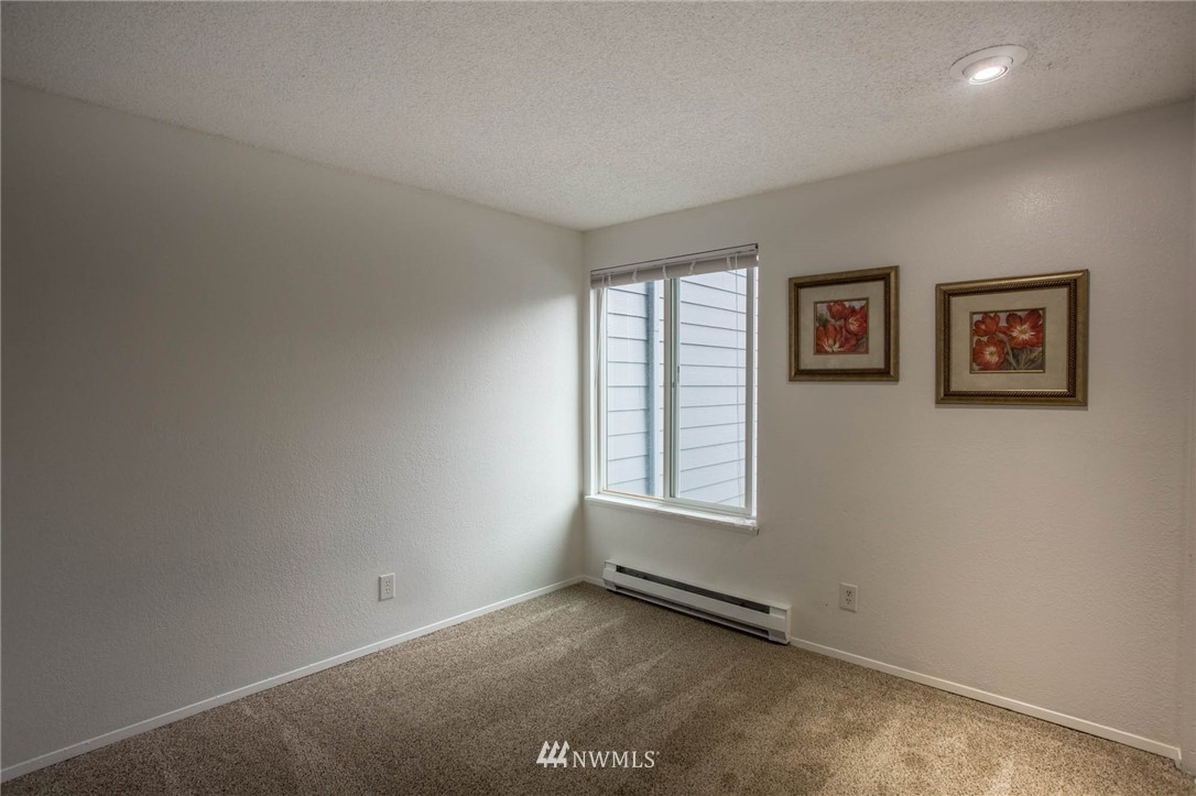 2511 Northeast 4th Street, Unit 323 Renton, WA 98056 - Photo 16 of 20