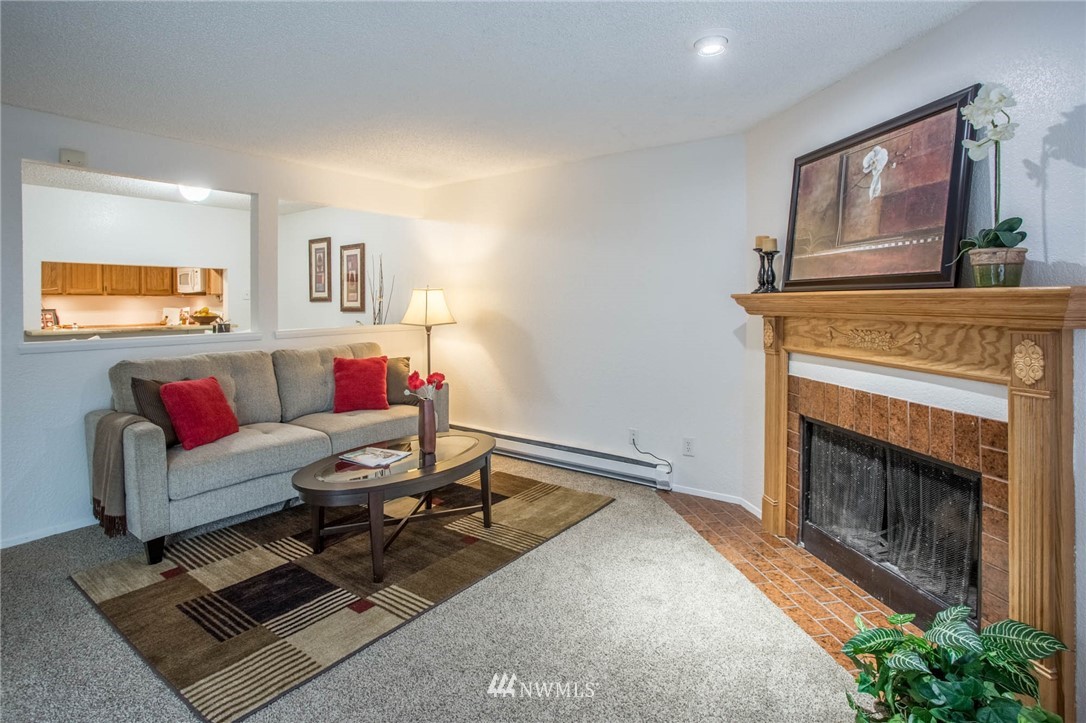 2511 Northeast 4th Street, Unit 323 Renton, WA 98056 - Photo 3 of 20