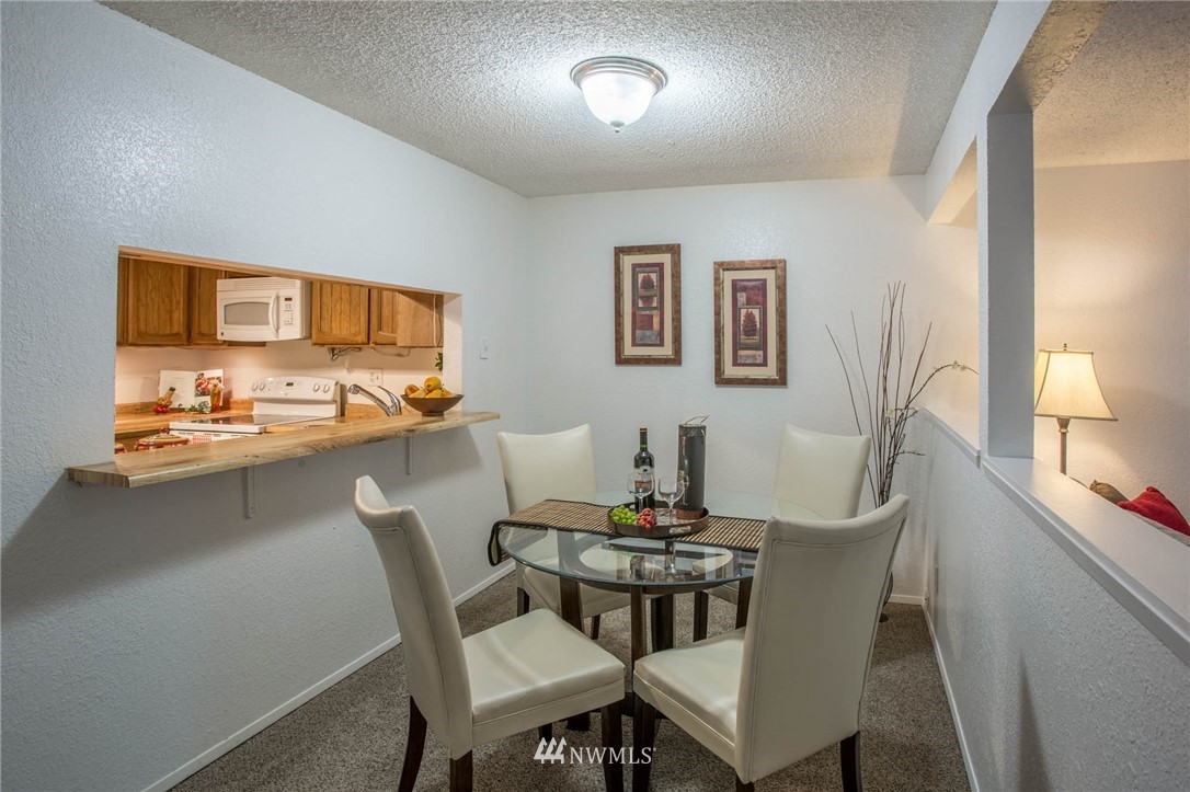 2511 Northeast 4th Street, Unit 323 Renton, WA 98056 - Photo 8 of 20