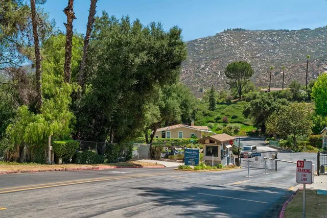 $387,750 | 8975 Lawrence Welk, Unit 2, Escondido, CA 92026