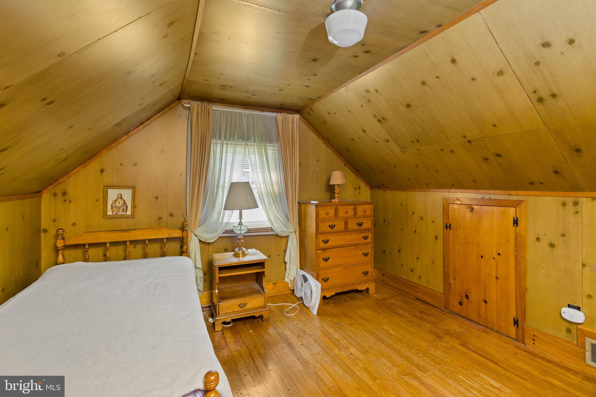 6 Weston Road Ewing, NJ 08618 - Photo 20 of 39 Gallery Image 20