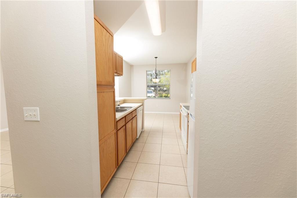 7975 Preserve Circle, Unit 1013 Naples, FL 34119 - Photo 9 of 16