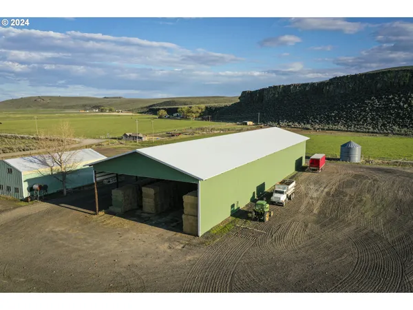 $2,800,000 | 60664 Anderson Valley Road, Princeton, OR 97721