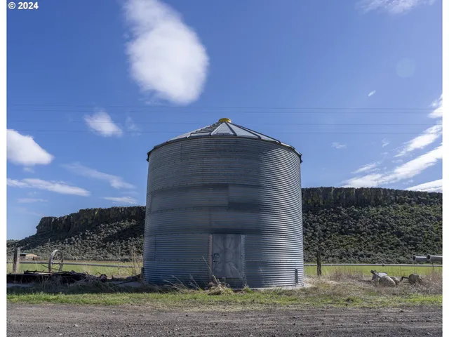 $2,800,000 | 60664 Anderson Valley Road, Princeton, OR 97721