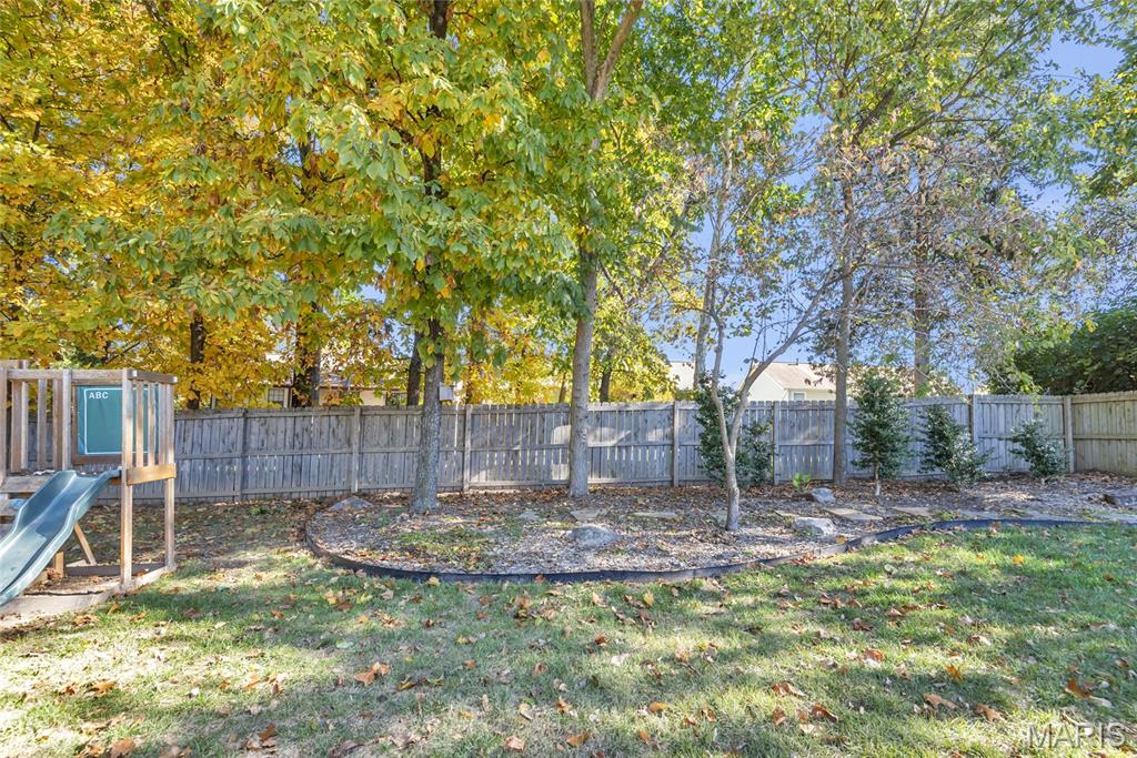 656 Crowsnest Drive Ballwin, MO 63021 - Photo 25 of 27 Gallery Image 25