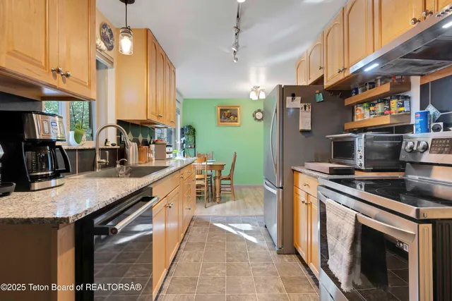 $1,550,000 | 3850 South Meadow Drive, Jackson, WY 83001