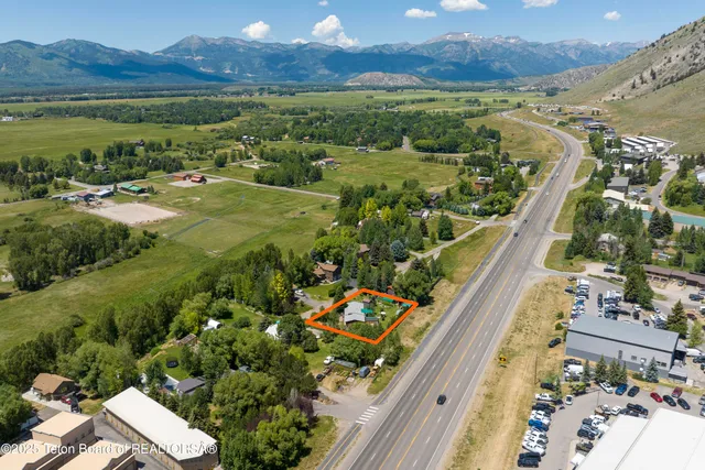 $1,550,000 | 3850 South Meadow Drive, Jackson, WY 83001