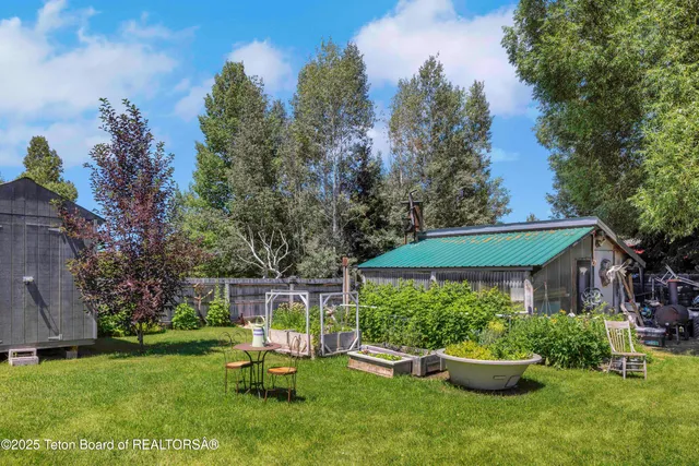 $1,550,000 | 3850 South Meadow Drive, Jackson, WY 83001