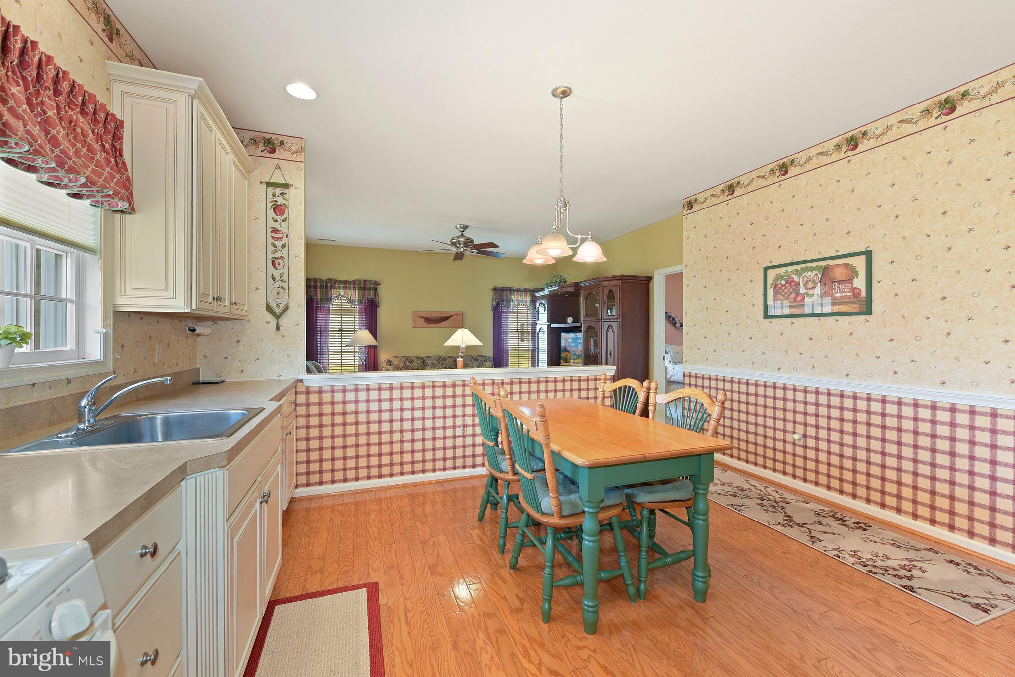 8 Shady Ridge Court Columbus, NJ 08022 - Photo 13 of 27