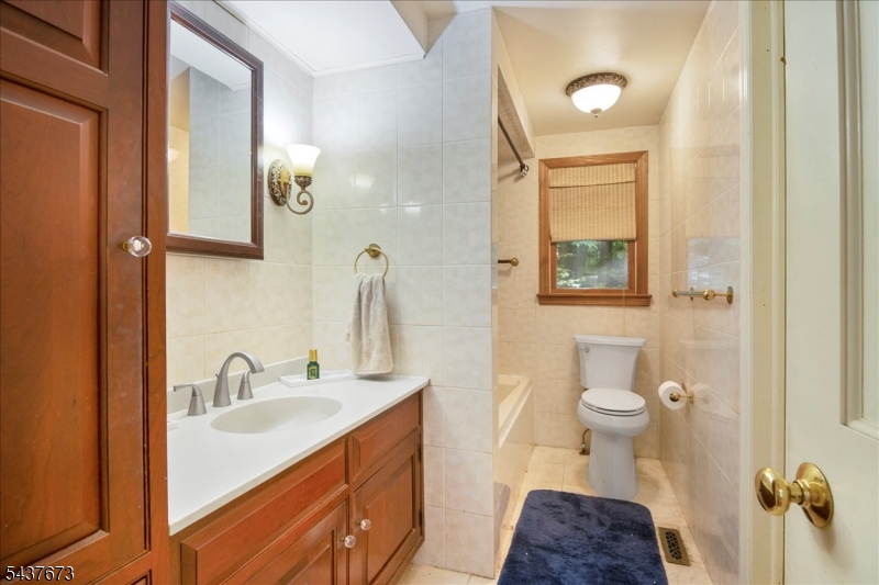 15 Burrell Road Lebanon, NJ 08833 - Photo 5 of 36