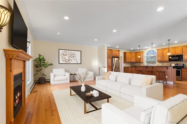 $9,950 | 243 Knollwood Avenue, Mamaroneck, NY 10543