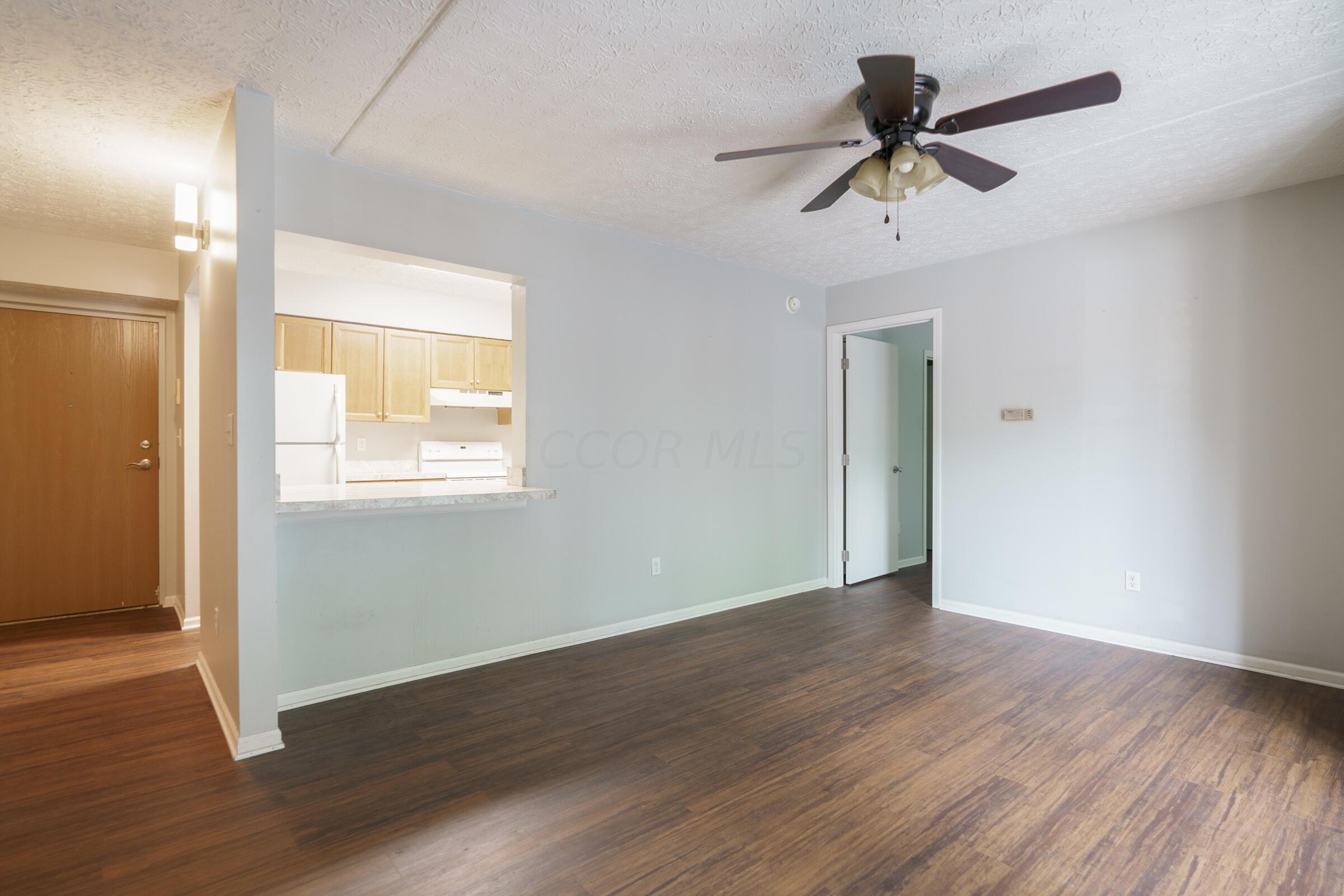 3939 Karl Road, Unit 207 Columbus, OH 43224 - Photo 7 of 28 3339 Karl Rd #207-127