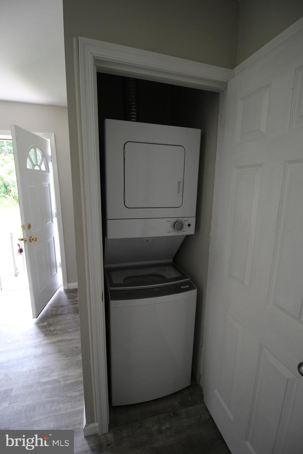 424 Trenton Road Browns Mills, NJ 08015 - Photo 39 of 109 a utility room with wooden floor washer and dryer