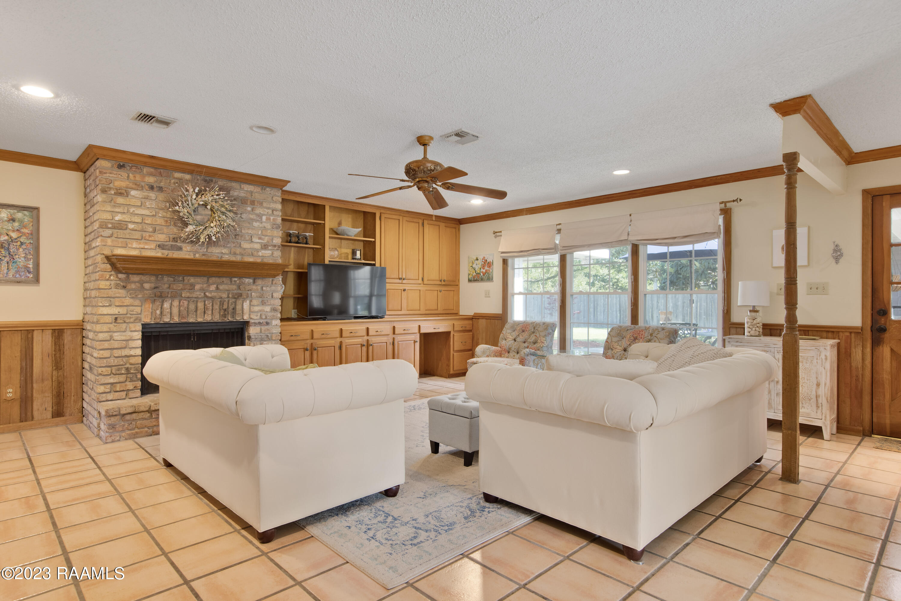 905 Greenbriar Road Lafayette, LA 70503 - Photo 8 of 29 905 Greenbriar Rd-8