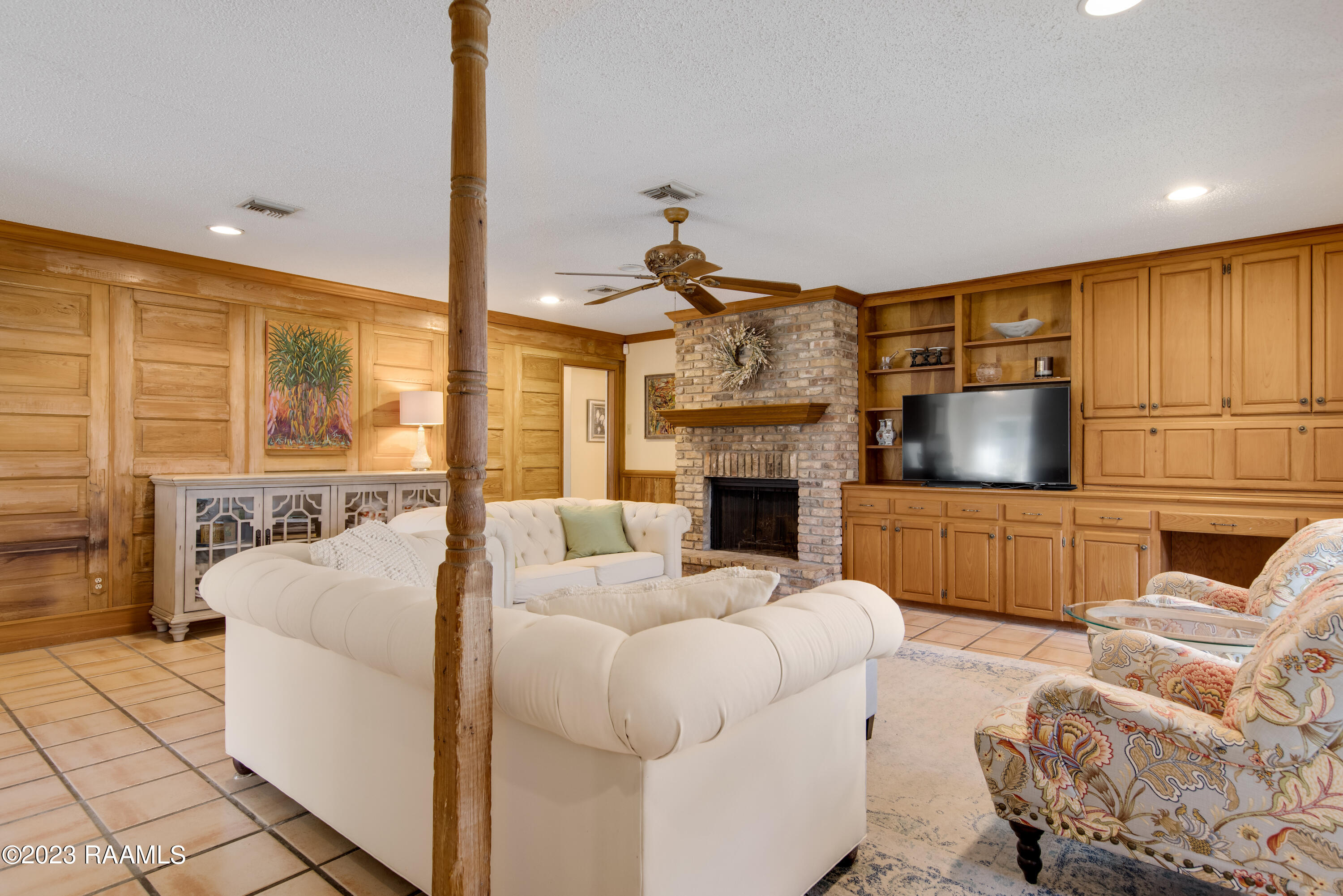 905 Greenbriar Road Lafayette, LA 70503 - Photo 9 of 29 905 Greenbriar Rd-9