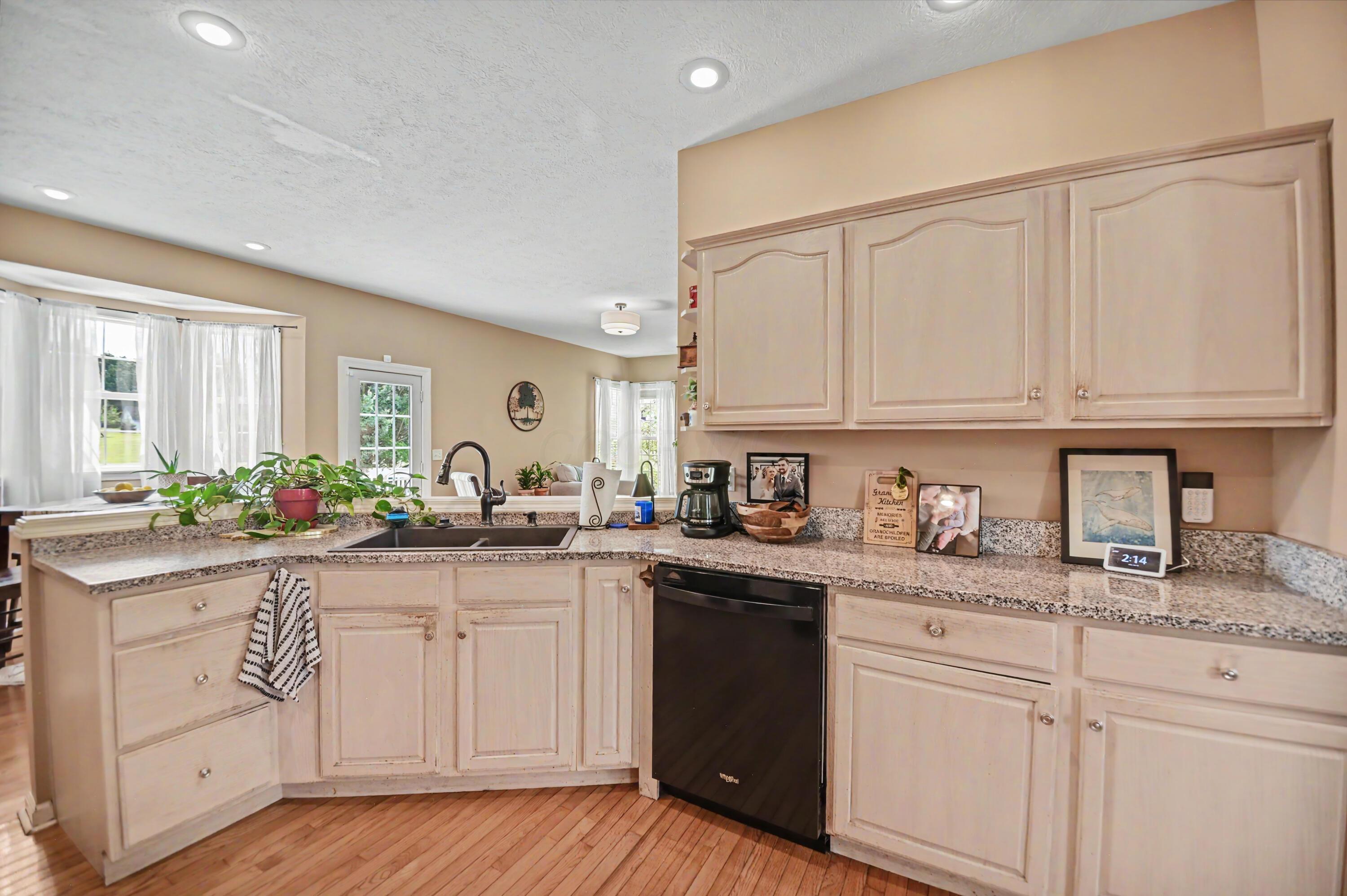 9400 Pleasant Valley Road Mount Vernon, OH 43050 - Photo 10 of 50