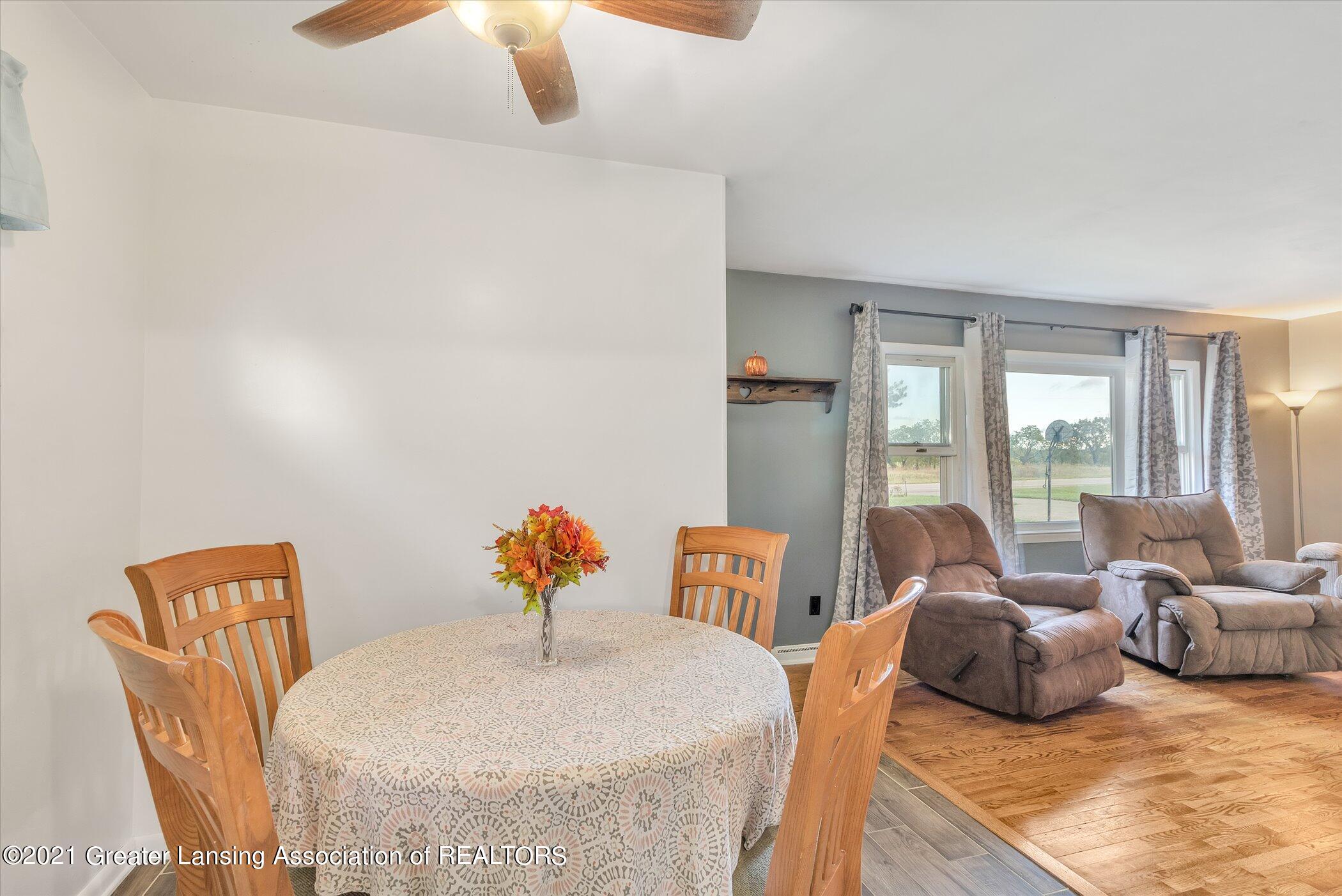 2082 East Alward Road Dewitt, MI 48820 - Photo 11 of 46 12-2082-E-Alward-Rd-WindowStill-Real-Est