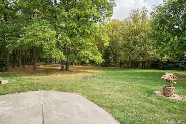 10170 Faussett Road Fenton, MI 48430 - Photo 8 of 33