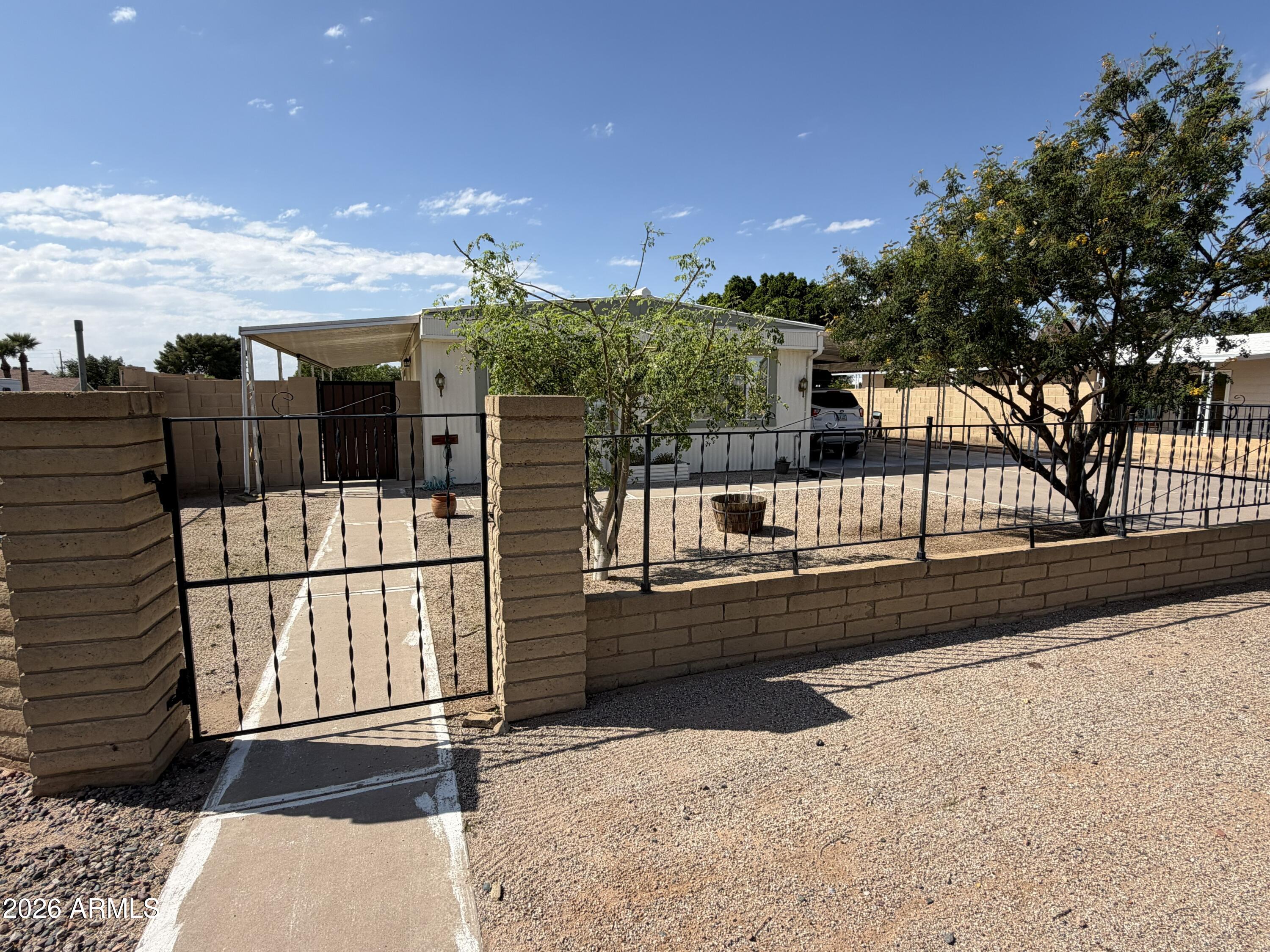758 South 87th Way Mesa, AZ 85208 - Photo 3 of 24 a view of a terrace