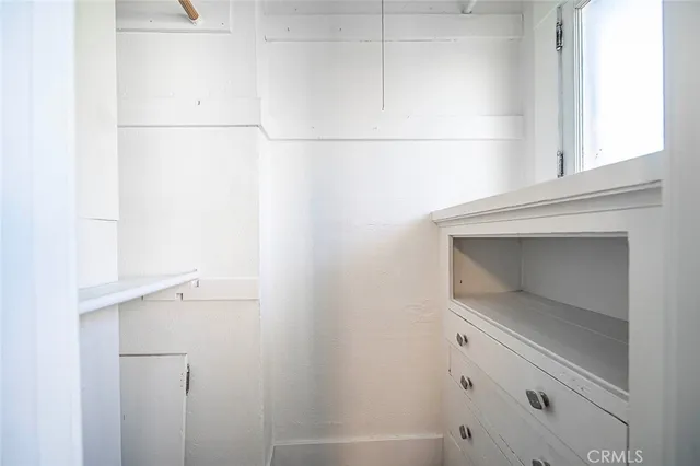 $975,000 | 916 Junipero Avenue, Long Beach, CA 90804